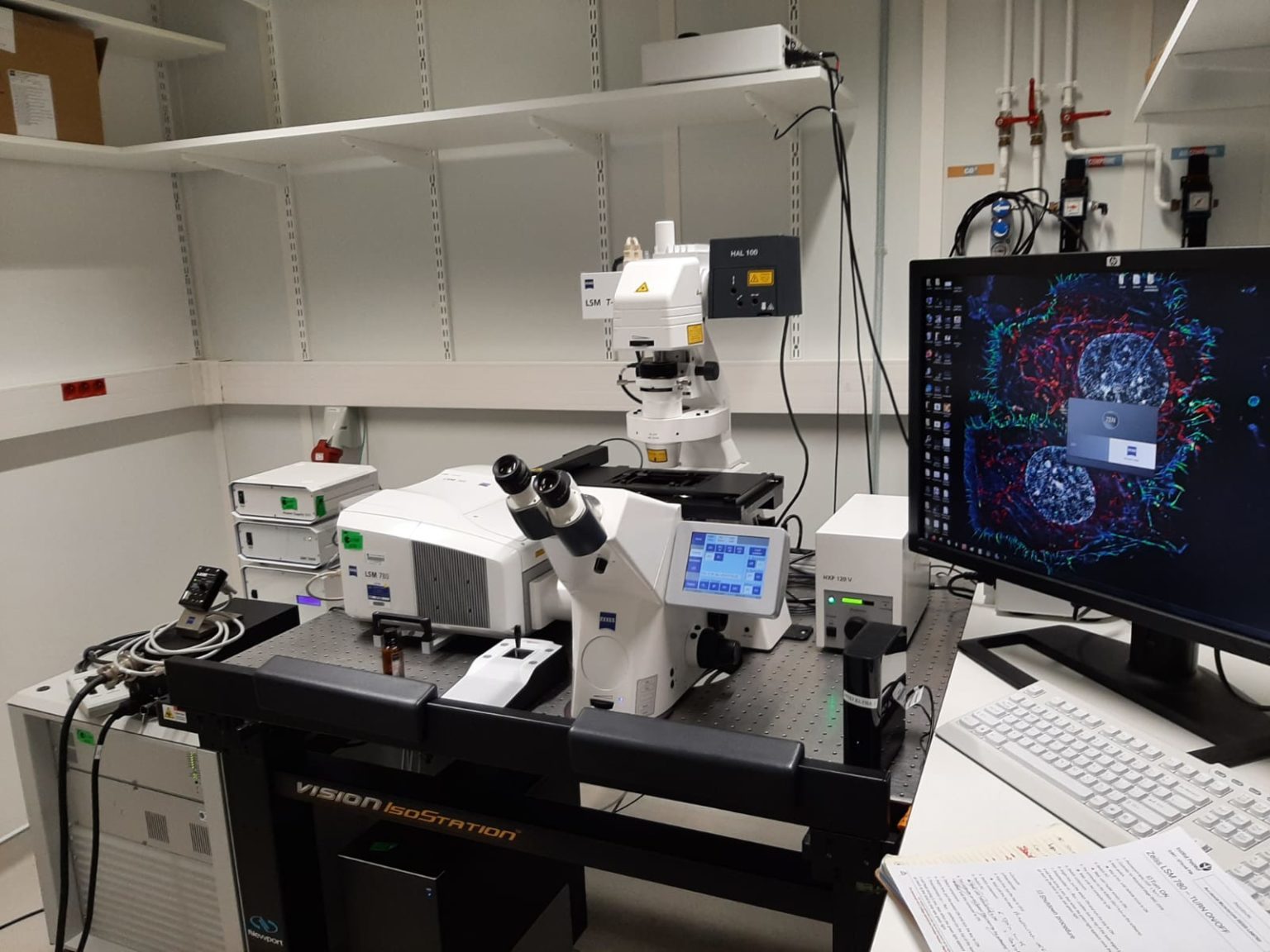 Microscope confocal LSM780 - Research - Institut Pasteur